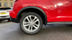 Nissan Juke 1.2 DiG-T N-Connecta 5dr Petrol Hatchback